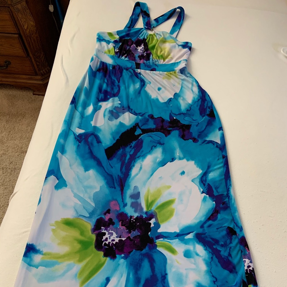 Beautiful flowered summer dress